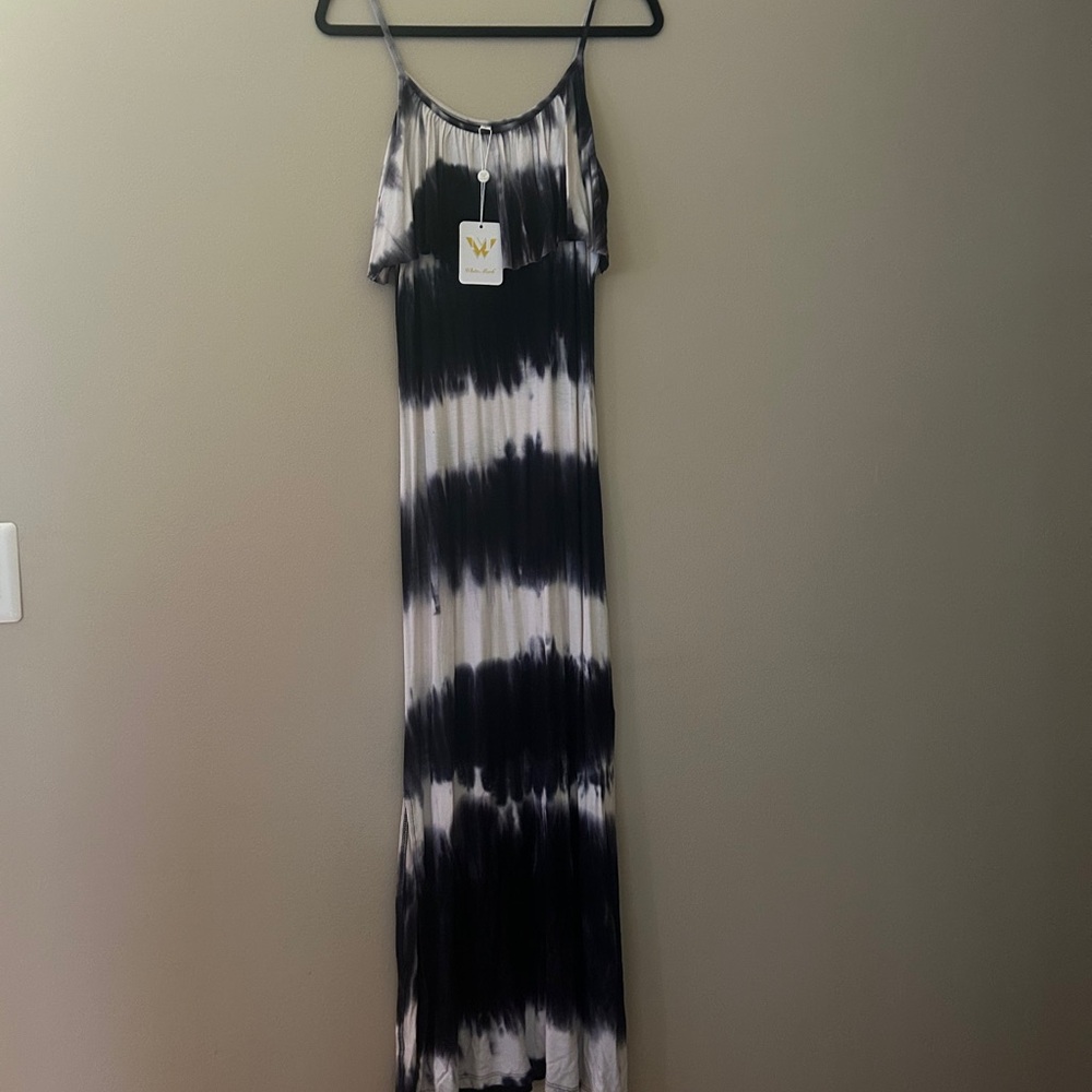White Mark Tie-Dye Maxi Dress